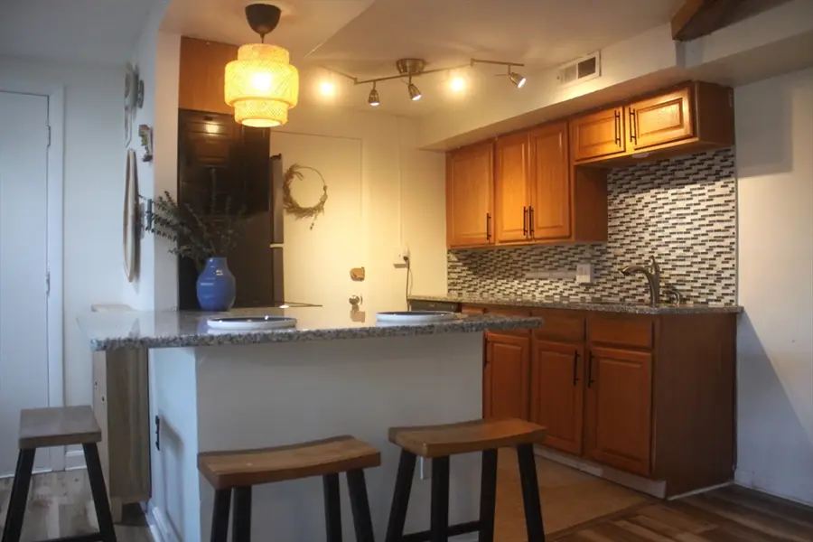 108 Oak Ln #4, Brockton, MA 02301 - #3