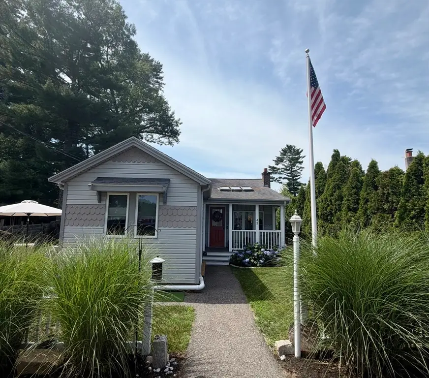 42 Crystal Lake Dr, Carver, MA 02330 - #1