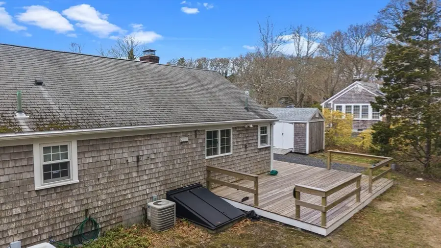 84 Hinckley Cir, Osterville, MA 02655 - #3