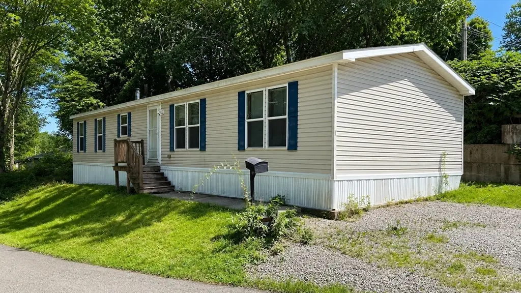 1 Breezy Bend, Auburn, MA 01501 - #1