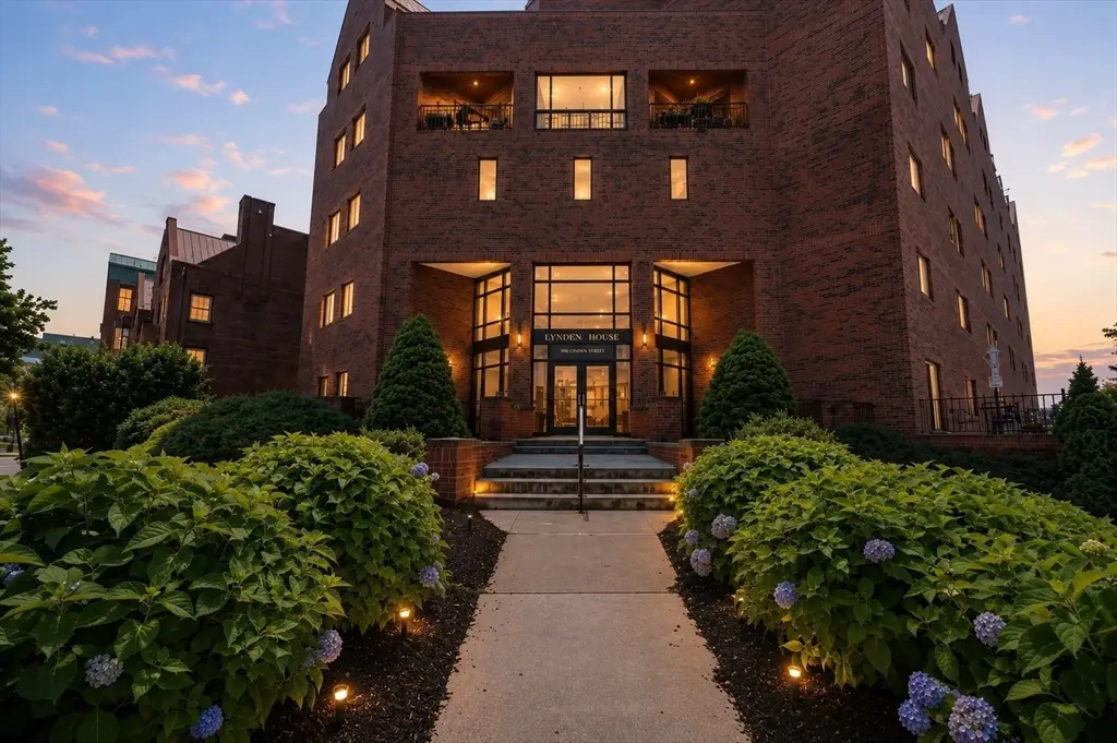 44 Elm #102, Worcester, MA 01690 - #1