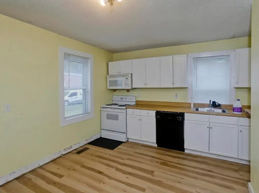 3157-3159 Main Street, Palmer, MA 01069 - #3