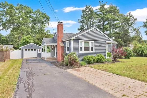 50 Hazen St, Springfield, MA 01119