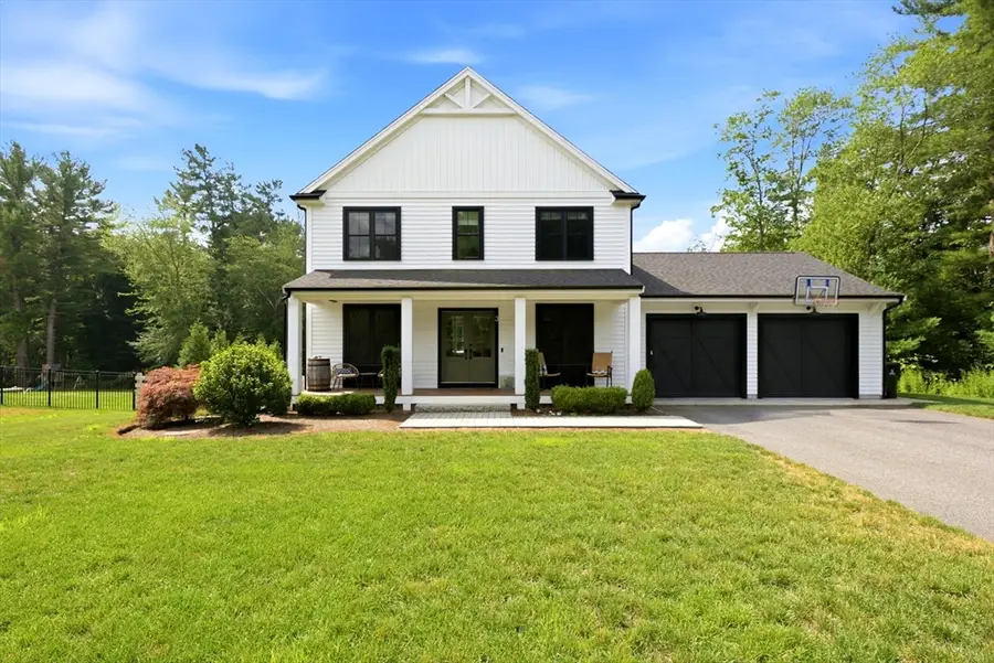3 Trinity Cir, Bridgewater, MA 02324 - #3