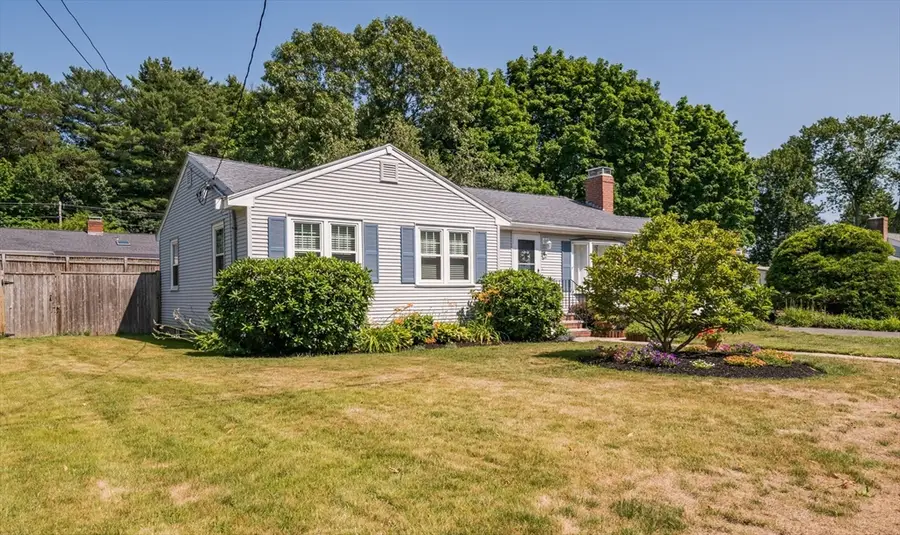 47 Sharon Rd, Hamilton, MA 01982 - #3