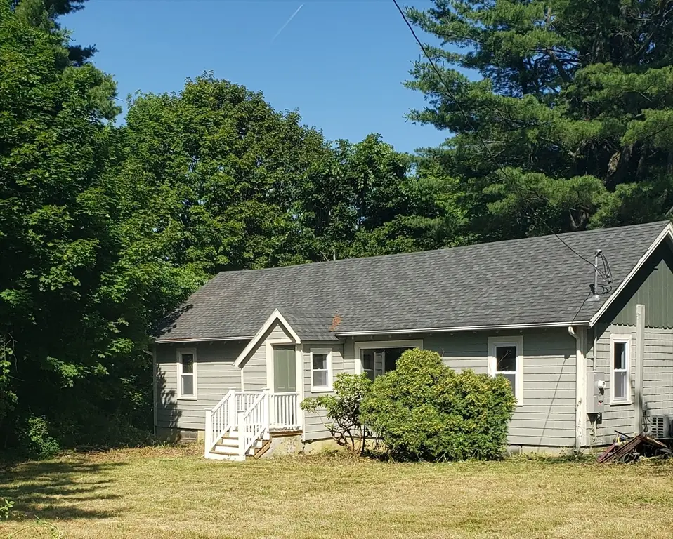 4 Russell Stage Rd, Blandford, MA 01008 - #1
