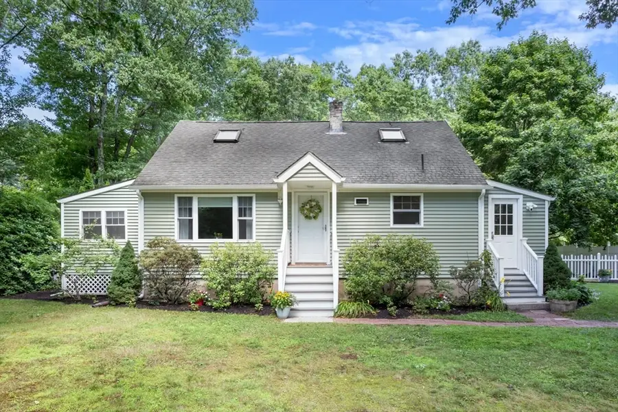 314 Pleasant St, Franklin, MA 02038 - #3