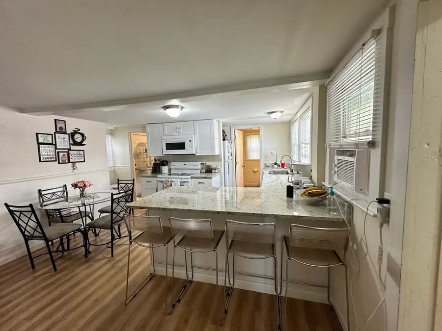78 Upland St, Worcester, MA 01604 - #3