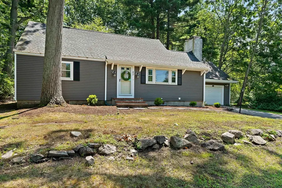 32 Greenlodge St, Dedham, MA 02026 - #2