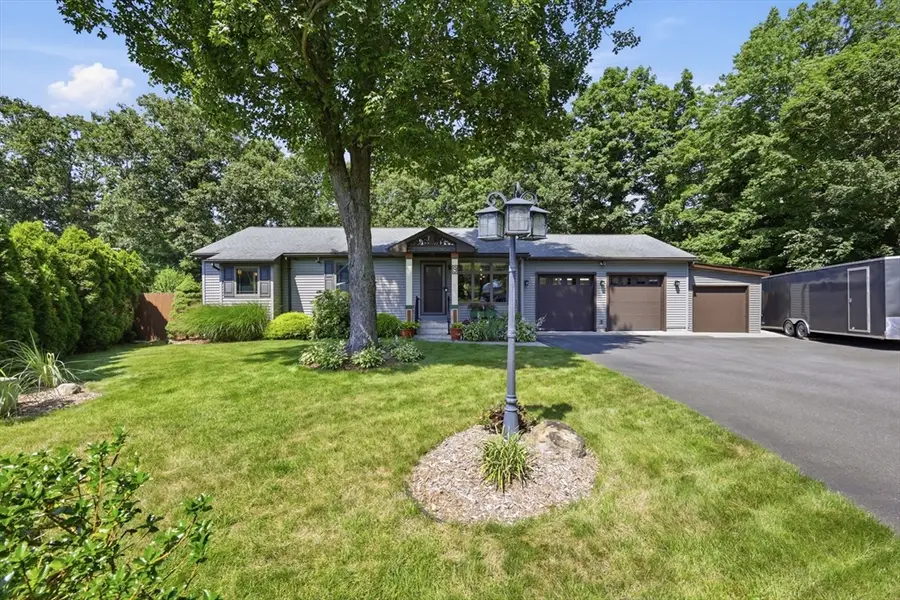 9 Keith Cir, Ludlow, MA 01056 - #3