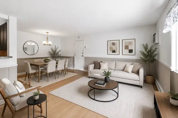 36 Maple Crest Cir #F, Holyoke, MA 01040