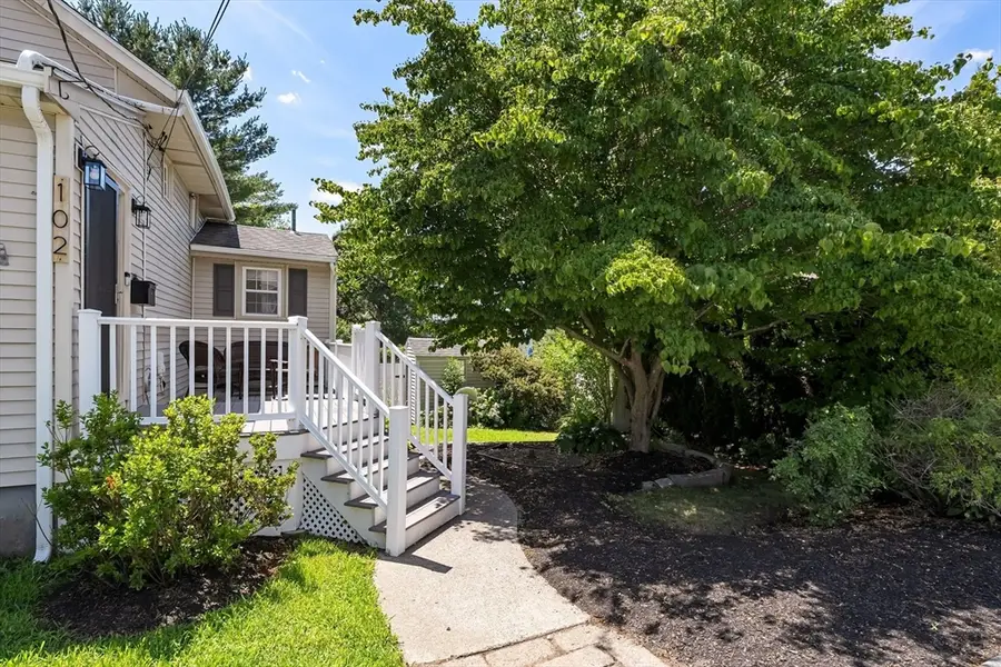 102 Manzanetta Ave, Weymouth, MA 02188 - #3