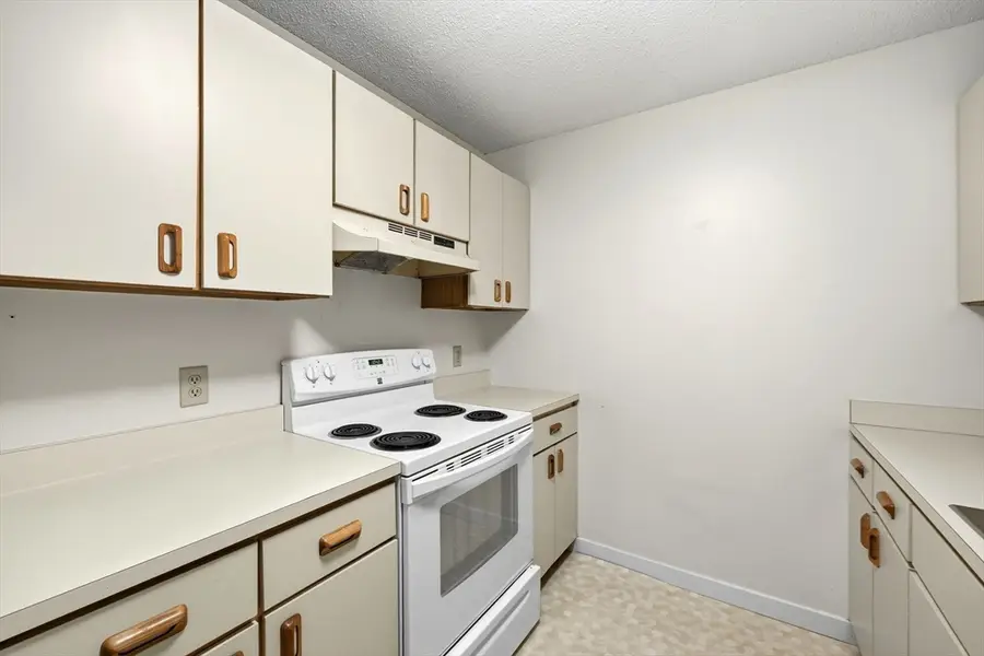 23 Randolph Place #108, Northampton, MA 01060 - #3
