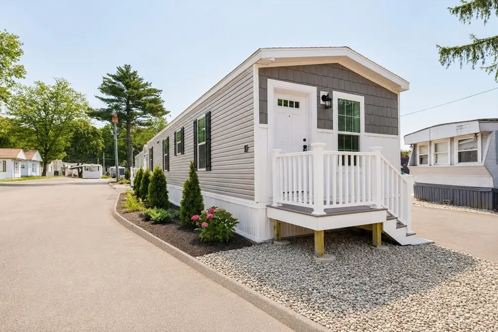 1346 Newport Ave #A2, Attleboro, MA 02703 - #1