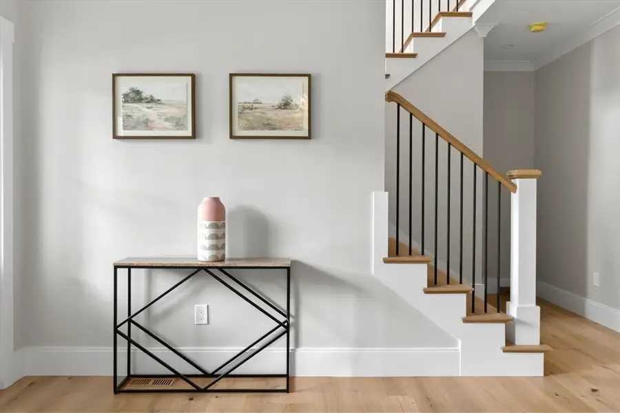 4 Brown Ave, Newburyport, MA 01950 - #3