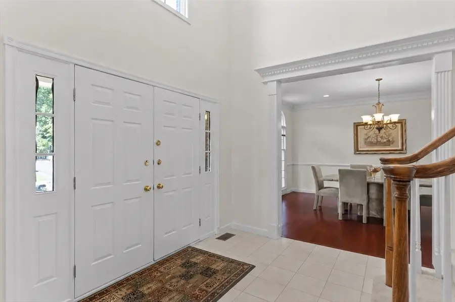 10 Hemingway St, Shrewsbury, MA 01545 - #3