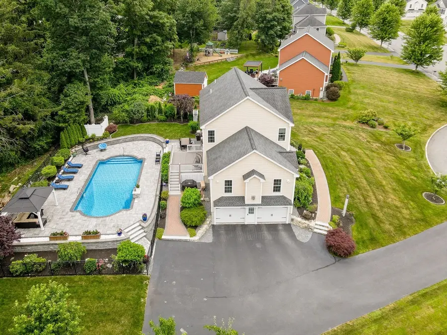 61 Saddle Rd, Dracut, MA 01826 - #2