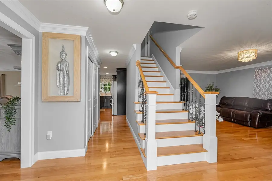 61 Saddle Rd, Dracut, MA 01826 - #3