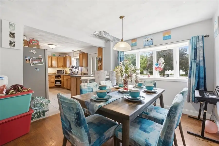 1 Mohawk Dr, North Attleboro, MA 02760 - #3