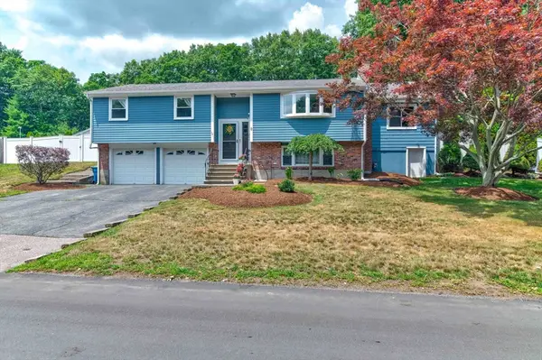 8 Casey St, Canton, MA 02021