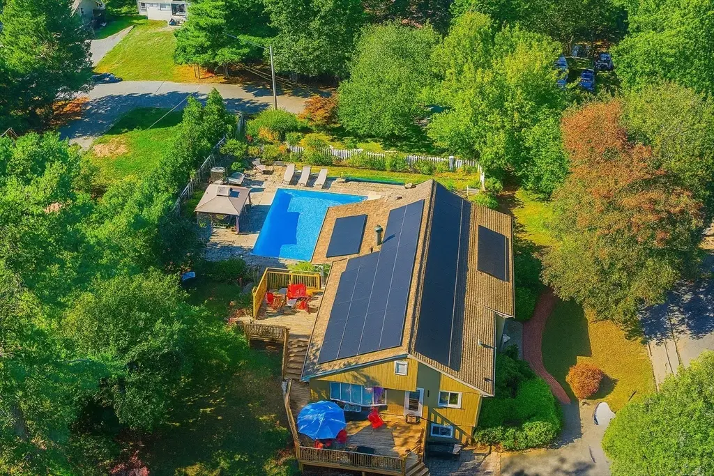 6 Gary Dr, Mattapoisett, MA 02739 - #1