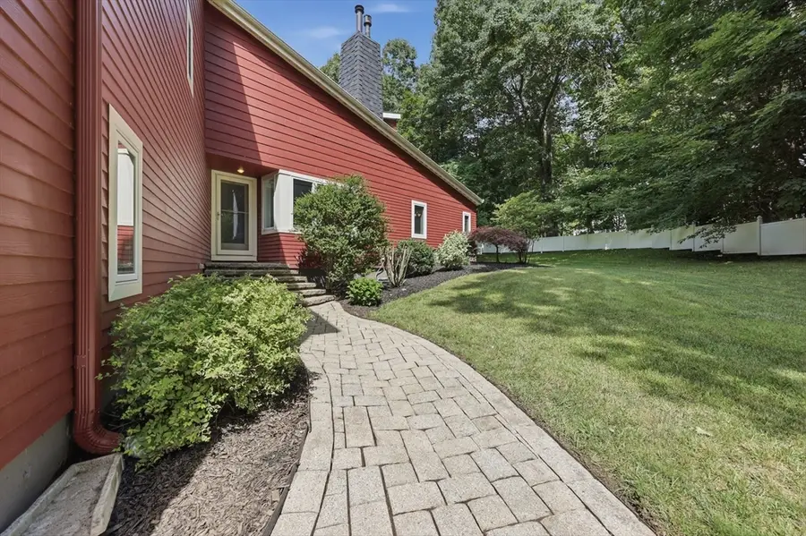 30 Saint Martin Street, Fitchburg, MA 01420 - #3