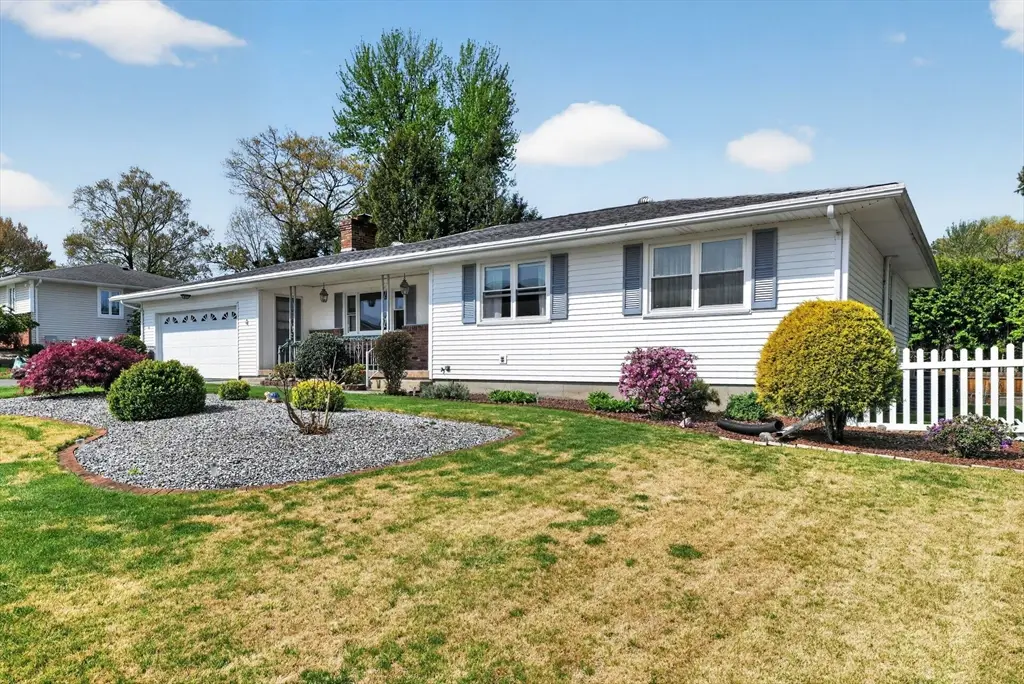246 Tolpa Cir, Chicopee, MA 01020 - #1