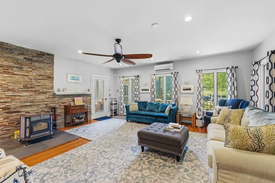 476 Sconticut Neck Rd, Fairhaven, MA 02719 - #2