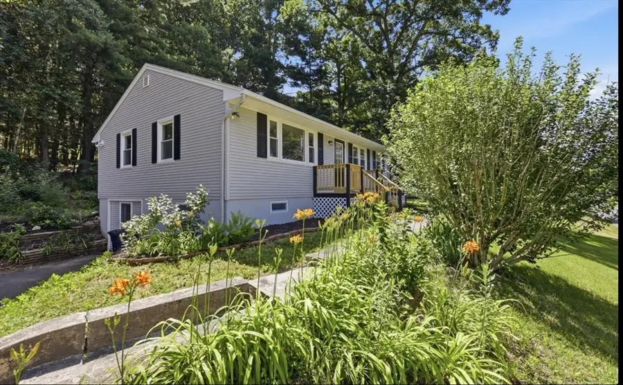 71 Beech St, Palmer, MA 01069 - #3