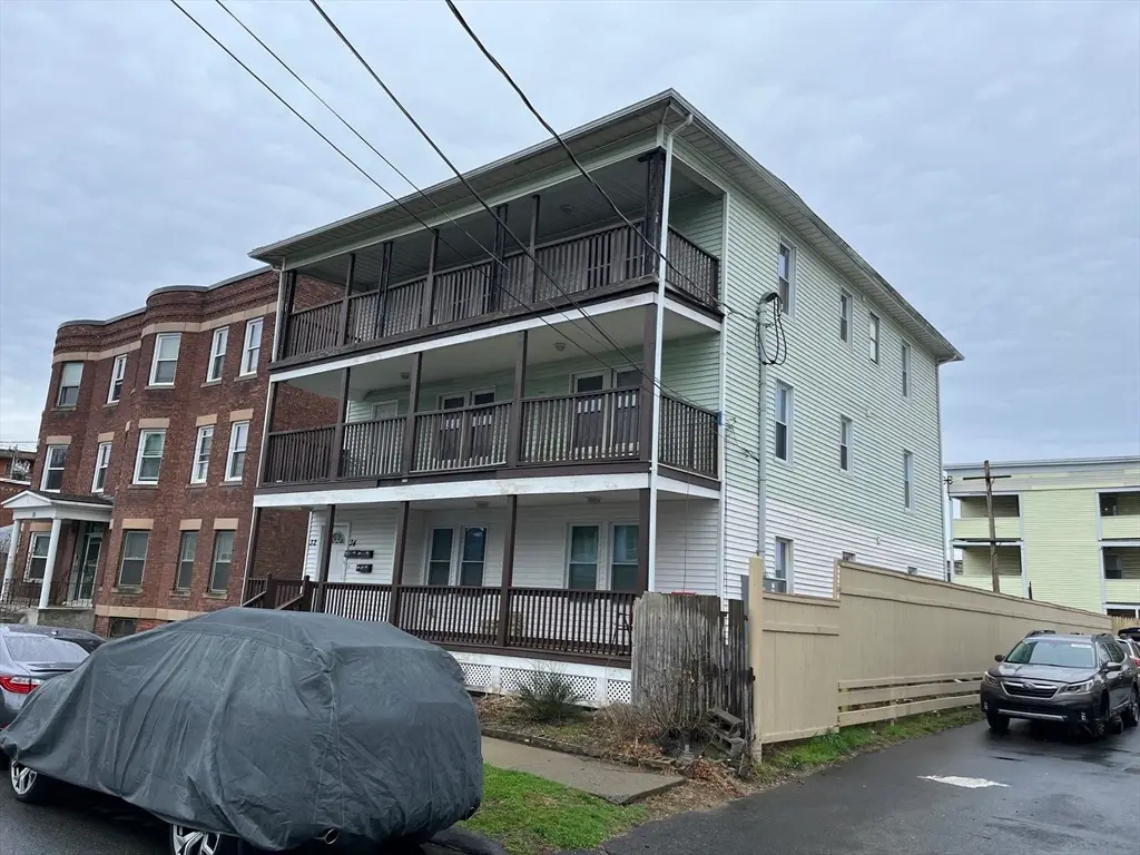 32 Nassau St, Chicopee, MA 01013 - #1