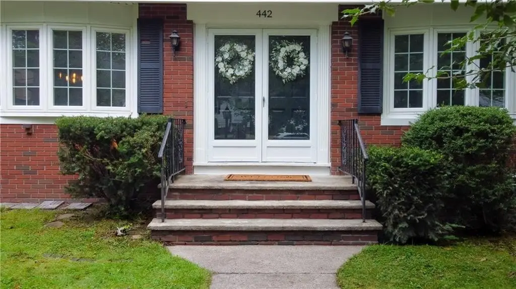 442 Eastview Ave, Somerset, MA 02726 - #1