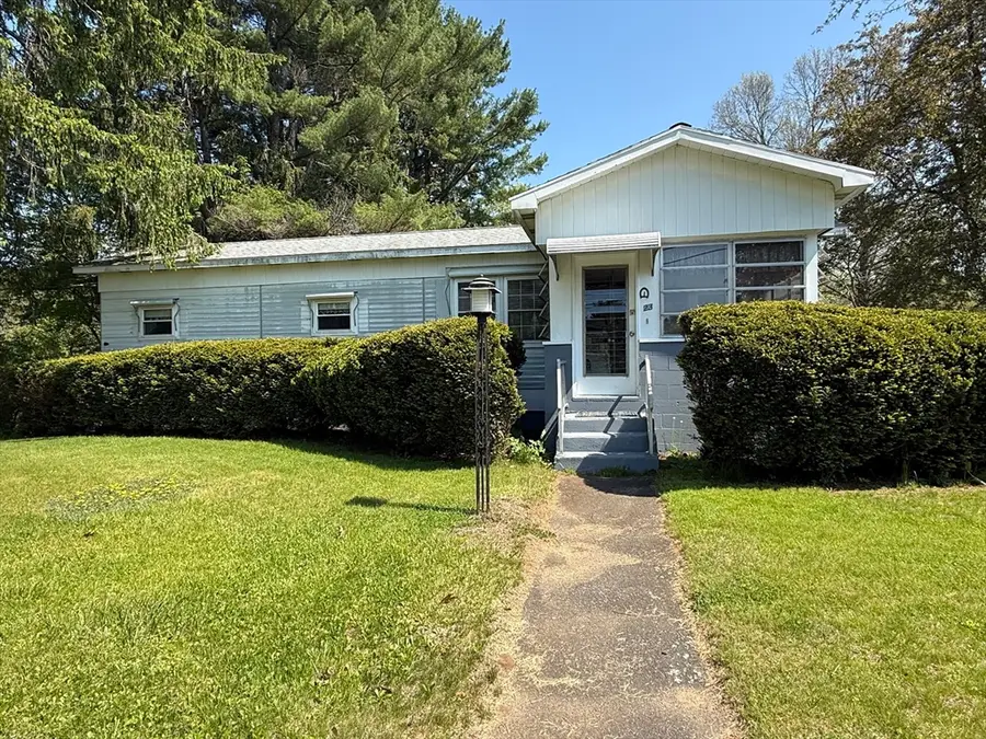 23 Crescent St, Ware, MA 01082 - #2