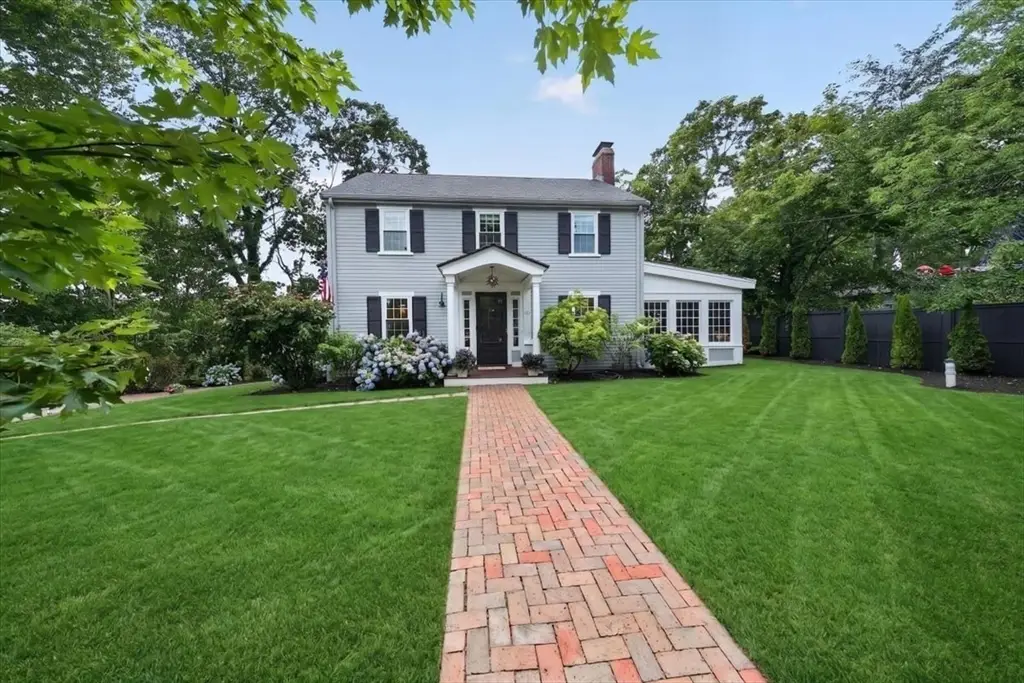 11 Ship St, Hingham, MA 02043 - #1