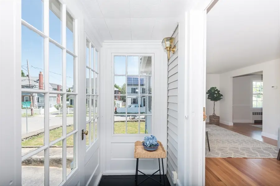 4 Inverness Rd, Arlington, MA 02476 - #3