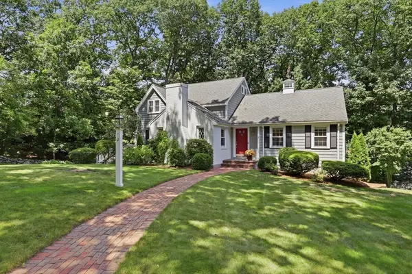 2 Olde Lyme Road, Winchester, MA 01890
