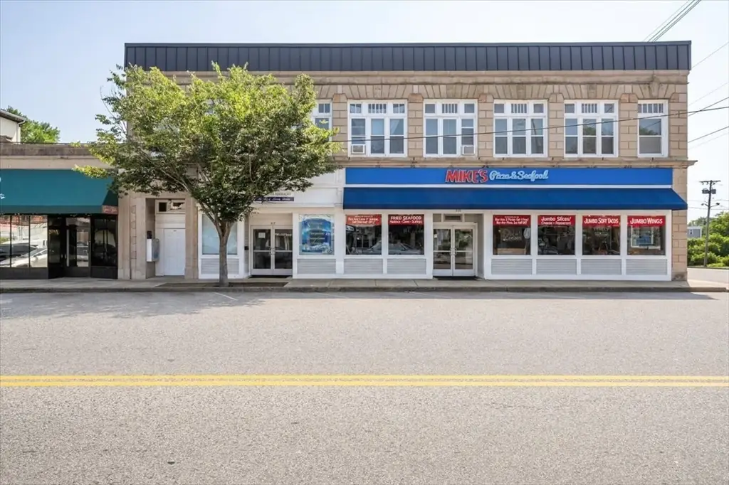 315-321 Union St, Rockland, MA 02370 - #1