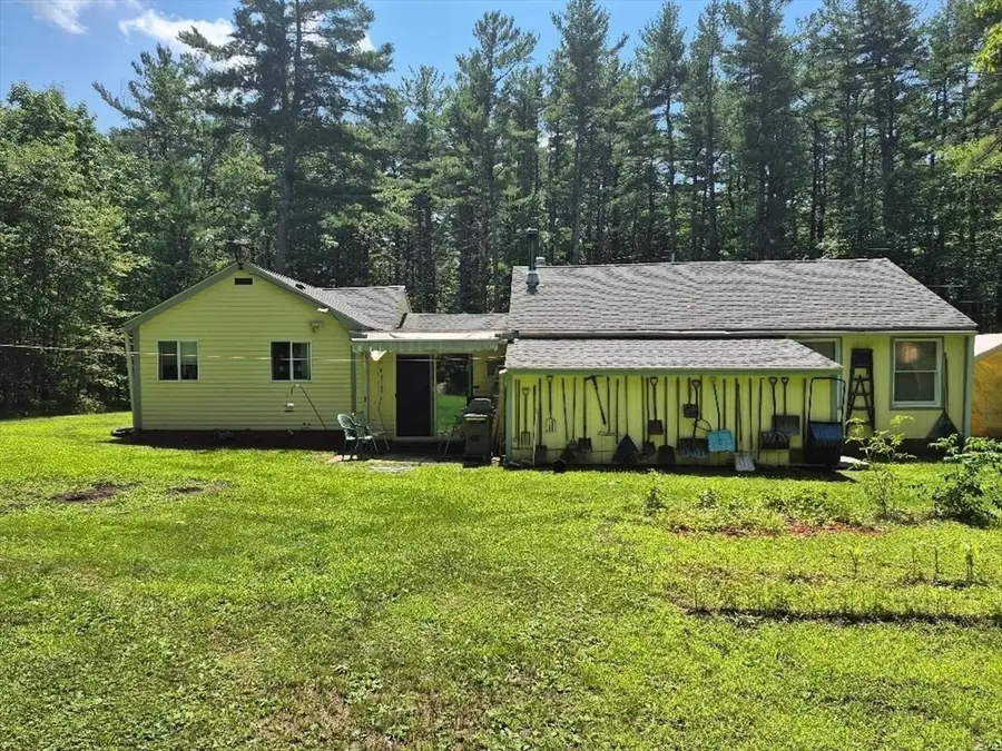 64 Munsell St, Belchertown, MA 01007 - #2