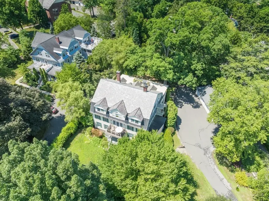 88 Round Hill Rd #2, Northampton, MA 01060 - #3