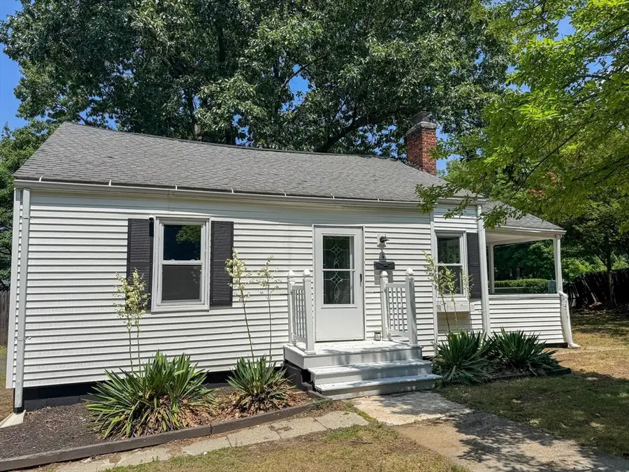 4 Wolfe St, Springfield, MA 01020 - #2
