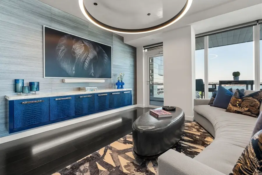 150 Seaport Blvd. #10E, Boston, MA 02210 - #3