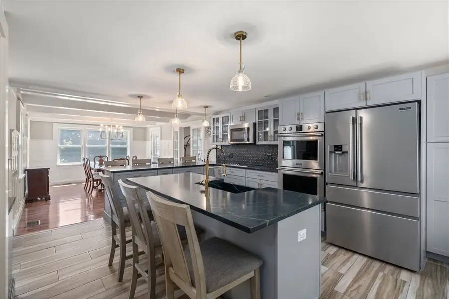 11 Scott Street, Bellingham, MA 02019 - #2