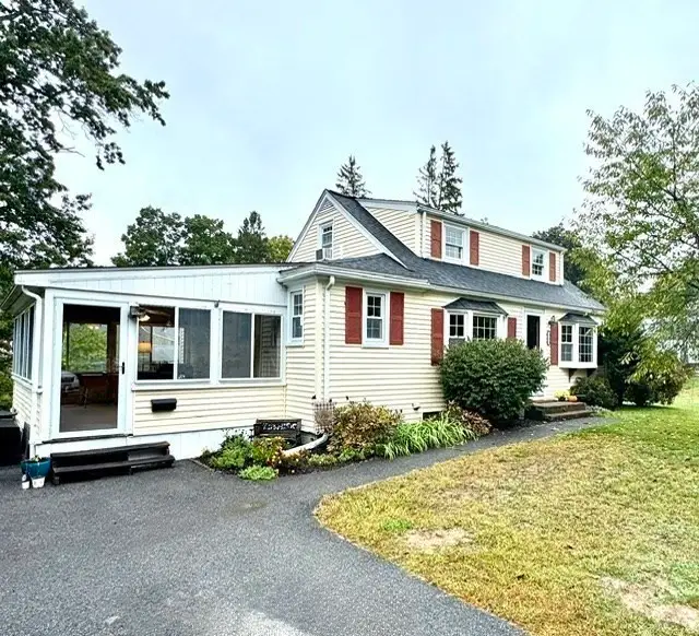 158 Rowayne Park, Bridgewater, MA 02324 - #1