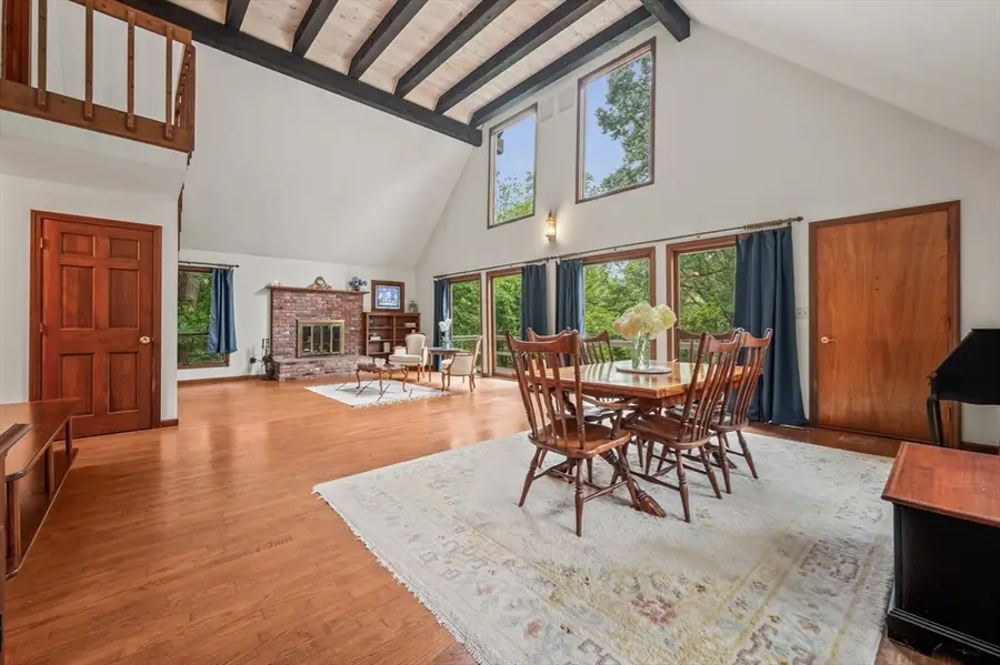 8 Chestnut Hill Rd, Wilbraham, MA 01095 - #3