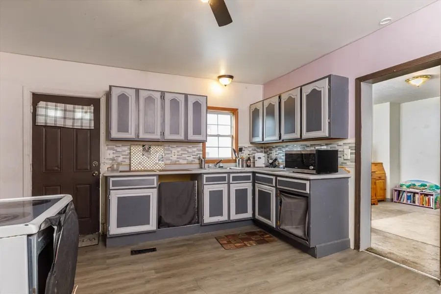 35 Essex Street, Athol, MA 01331 - #2