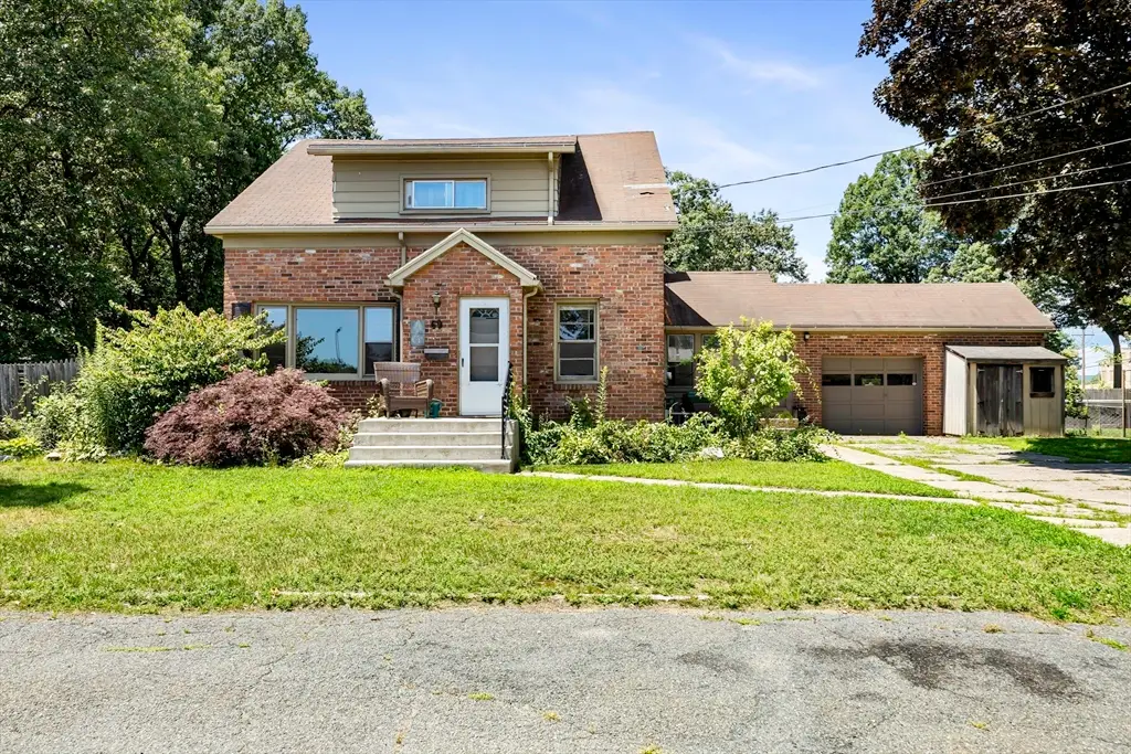 69 Worthington St, Chicopee, MA 01020 - #1