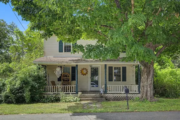 166 Summer St, Amherst, MA 01002