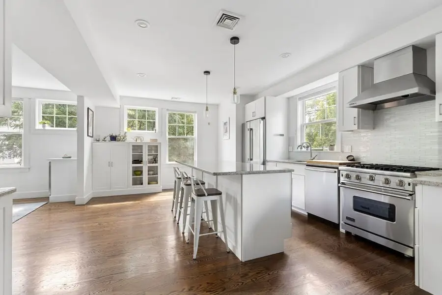 157 Cypress St #2, Brookline, MA 02445 - #2