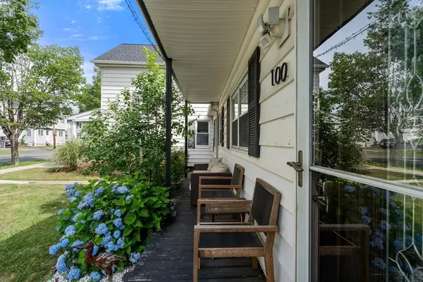 100 Chestnut #100, West Springfield, MA 01089