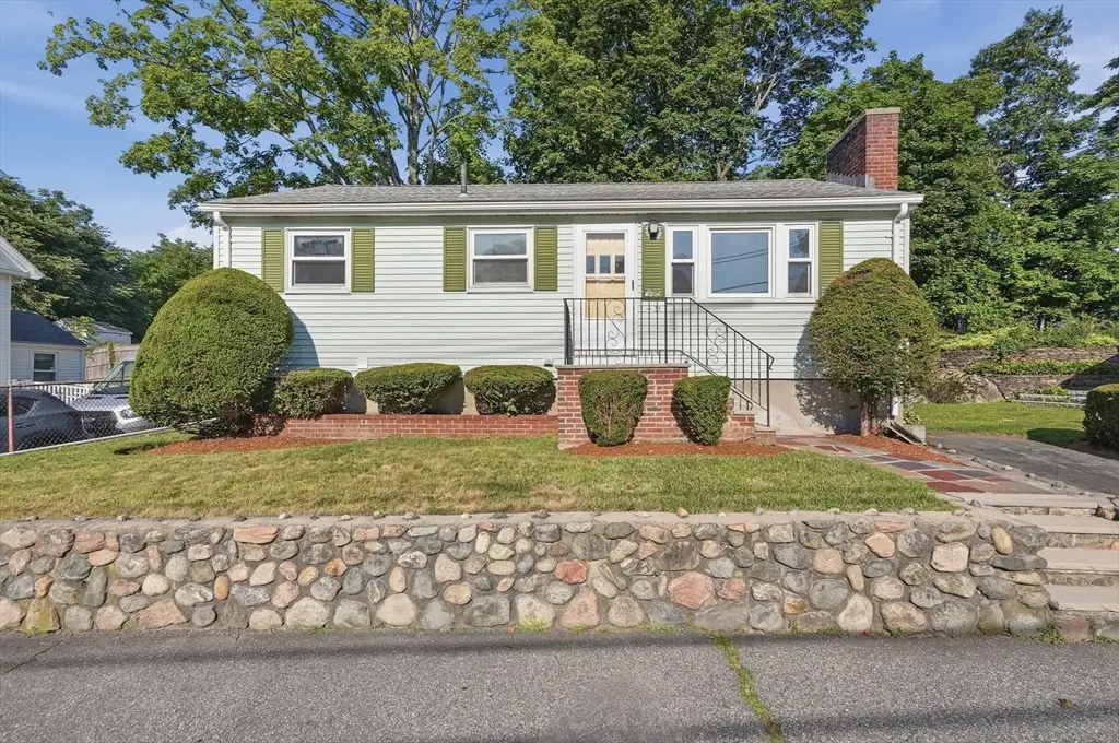 31 Eastern Avenue, Woburn, MA 01801 - #1