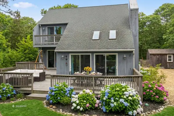44 Prices Way, Edgartown, MA 02539